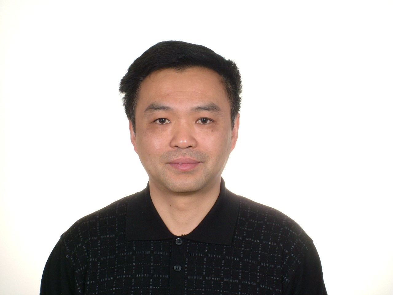 余江河简介